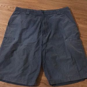 Chaps size 36 navy shorts